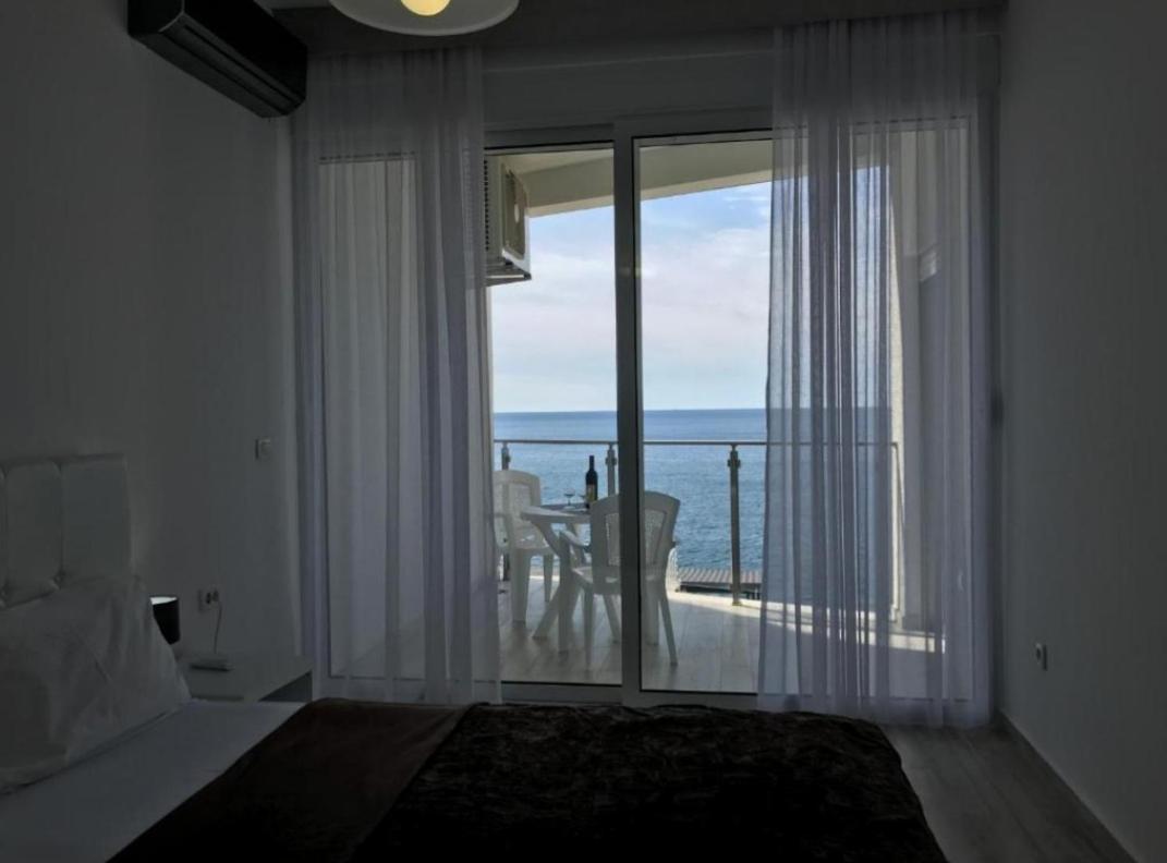 Paradise Beachfront View 2 Dobra Voda Ngoại thất bức ảnh