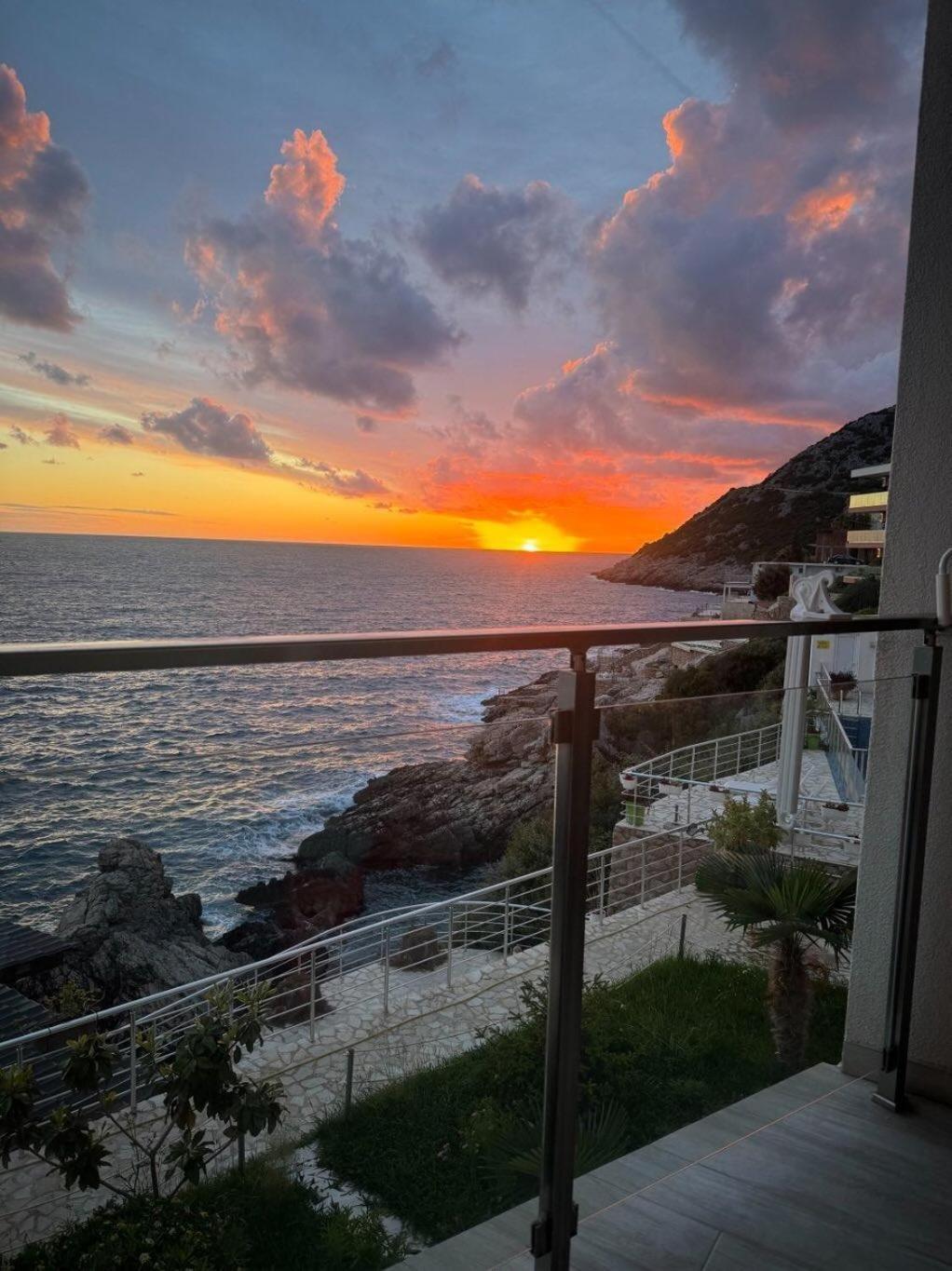 Paradise Beachfront View 2 Dobra Voda Ngoại thất bức ảnh